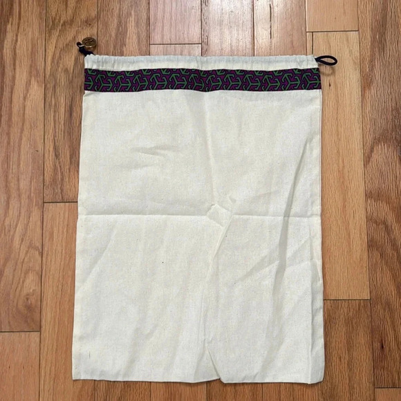 Tory Burch | Duster Bag - Picture 3 of 5